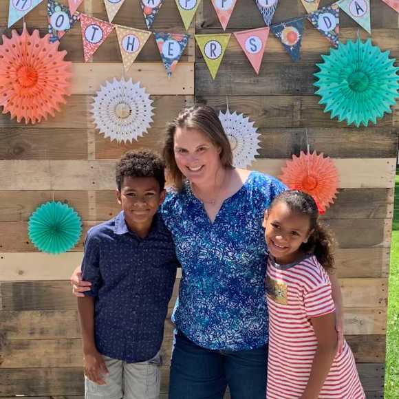 Meet your Posher, Alisha - Picture 1 of 1